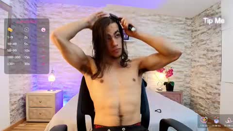 Snapshot of patrick_senova chatting on October 20, 2025, 3:29 am Patrick online show from October 20, 2025, 3:29 am