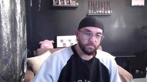 patrickmorris92 online show from February 4, 2026, 8:31 am