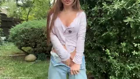 Andreea online show from July 21, 2026, 5:54 am