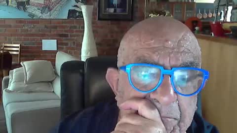 Snapshot of patvac chatting on December 5, 2024, 11:07 pm patvac online show from December 5, 2024, 11:07 pm