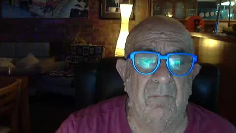 Snapshot of patvac chatting on December 18, 2024, 1:45 pm patvac online show from December 18, 2024, 1:45 pm