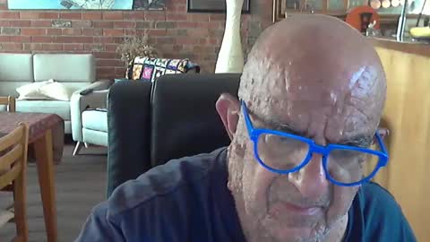 Snapshot of patvac chatting on December 31, 2024, 12:43 am patvac online show from December 31, 2024, 12:43 am