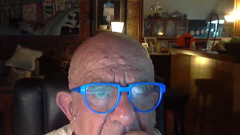 Snapshot of patvac chatting on January 10, 2025, 12:47 pm patvac online show from January 10, 2025, 12:47 pm