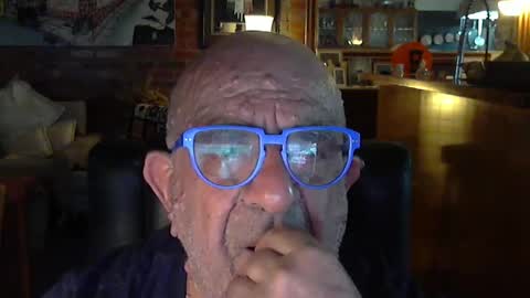 Snapshot of patvac chatting on January 17, 2025, 12:52 pm patvac online show from January 17, 2025, 12:52 pm