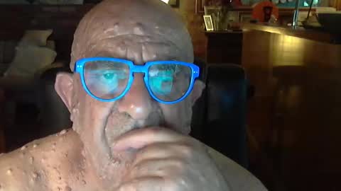 Snapshot of patvac chatting on February 9, 2025, 12:52 pm patvac online show from February 9, 2025, 12:52 pm
