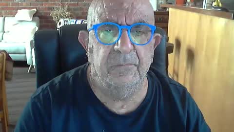 Snapshot of patvac chatting on February 21, 2025, 12:27 am patvac online show from February 21, 2025, 12:27 am