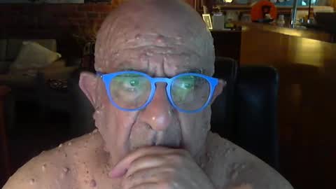 Snapshot of patvac chatting on February 26, 2025, 12:03 pm patvac online show from February 26, 2025, 12:03 pm