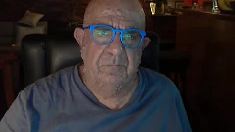Snapshot of patvac chatting on March 6, 2025, 1:24 pm patvac online show from March 6, 2025, 1:24 pm
