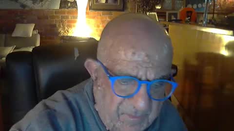 Snapshot of patvac chatting on September 14, 2025, 2:38 pm patvac online show from September 14, 2025, 2:38 pm