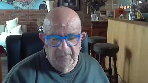 Snapshot of patvac chatting on October 6, 2025, 12:41 am patvac online show from October 6, 2025, 12:41 am