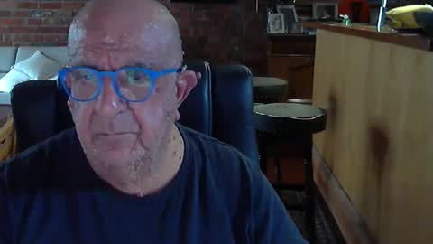 Snapshot of patvac chatting on October 9, 2025, 5:49 am patvac online show from October 9, 2025, 5:49 am