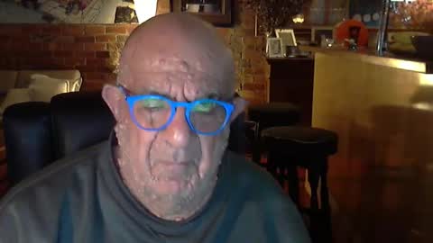 Snapshot of patvac chatting on October 12, 2025, 1:32 pm patvac online show from October 12, 2025, 1:32 pm