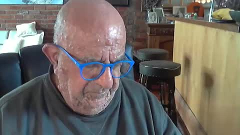 Snapshot of patvac chatting on October 17, 2025, 12:58 am patvac online show from October 17, 2025, 12:58 am