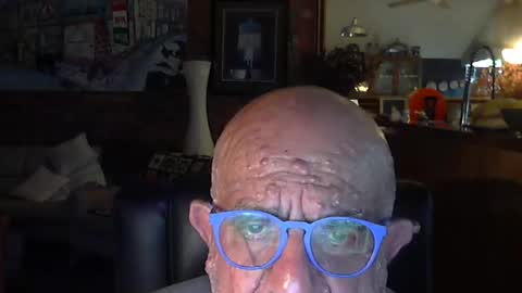 Snapshot of patvac chatting on November 6, 2025, 1:45 pm patvac online show from November 6, 2025, 1:45 pm