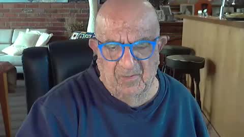 Snapshot of patvac chatting on November 11, 2025, 9:37 pm patvac online show from November 11, 2025, 9:37 pm