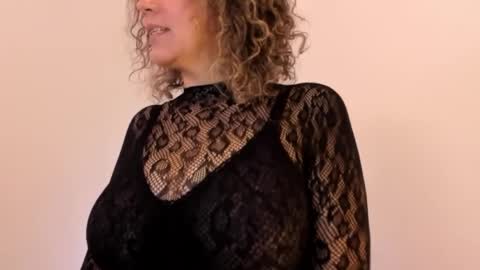 Paty Chic online show from March 31, 2026, 3:45 pm