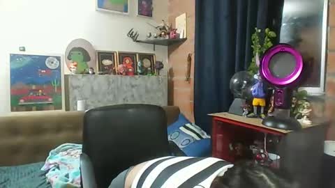 Pau online show from April 23, 2026, 7:30 am