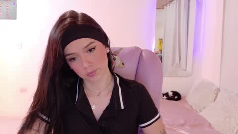 Sofa online show from January 12, 2026, 9:42 pm