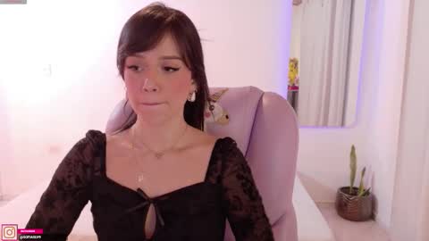 Sofa online show from February 24, 2026, 7:01 pm