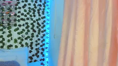 paulina online show from October 12, 2025, 2:27 pm