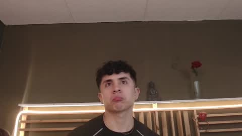 Paul online show from November 21, 2025, 1:32 pm