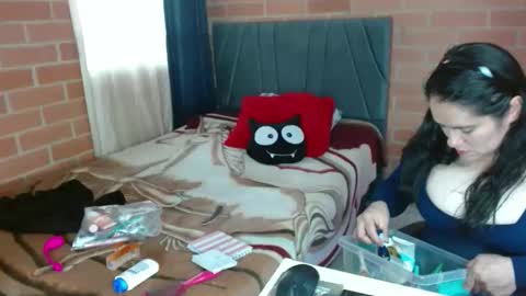 paula__117 online show from May 14, 2026, 10:16 pm