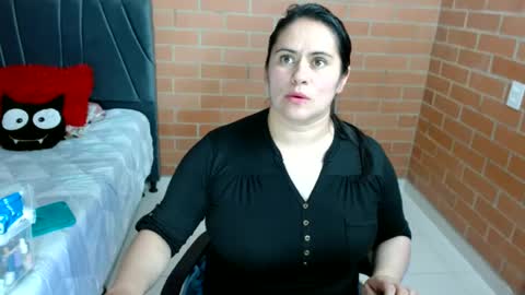 paula__117 online show from June 30, 2026, 10:55 pm