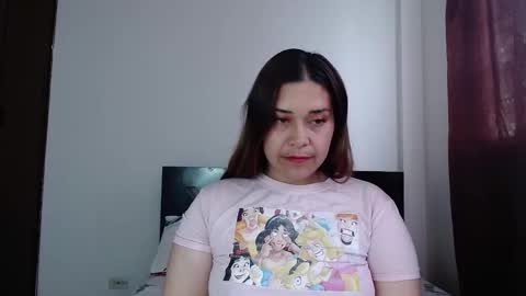 PAULA online show from September 9, 2025, 6:40 pm