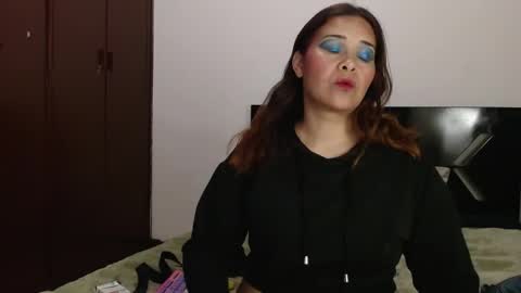 PAULA online show from May 7, 2026, 3:01 am