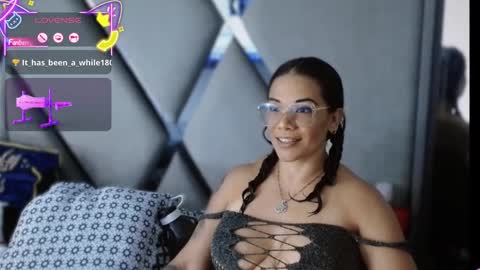 Snapshot of paula_daniela1 chatting on November 12, 2025, 9:58 pm Paula online show from November 12, 2025, 9:58 pm