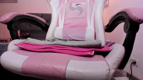 CALL ME PAULA  online show from October 5, 2025, 1:53 pm