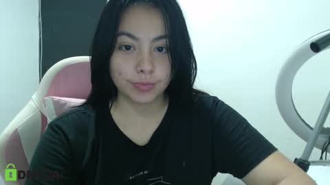 Snapshot of paula_torrez chatting on February 18, 2025, 5:31 am paula_torrez online show from February 18, 2025, 5:31 am