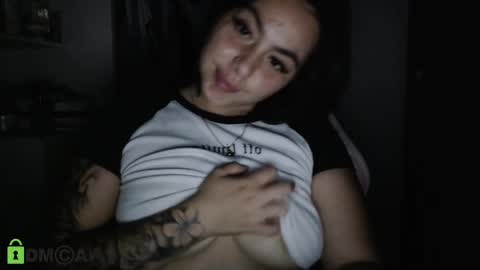 Snapshot of paula_torrez chatting on February 22, 2025, 4:40 am paula_torrez online show from February 22, 2025, 4:40 am