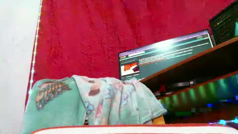 PAULA VALENTINA online show from February 18, 2025, 12:39 pm
