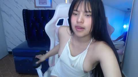 Live 800am 200pm COLOMBIAN HOUR online show from February 15, 2025, 4:23 pm