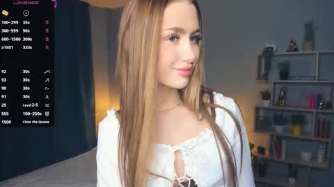 Eva online show from January 5, 2026, 7:17 pm