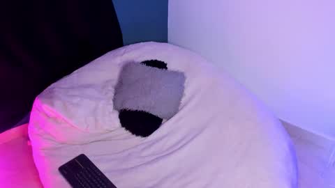 Paulina online show from November 14, 2025, 9:46 pm