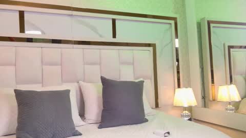 Paulina  online show from January 7, 2026, 7:16 pm