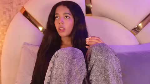 Snapshot of paulina_cano chatting on May 29, 2026, 3:04 am Paulina online show from May 29, 2026, 3:04 am