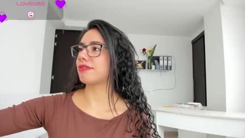 paulina online show from February 24, 2026, 6:17 pm