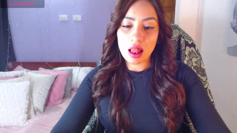 Snapshot of paulina_galvis2700 chatting on February 8, 2026, 11:41 pm paulina online show from February 8, 2026, 11:41 pm