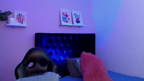 PAULINA  online show from October 3, 2025, 3:14 am