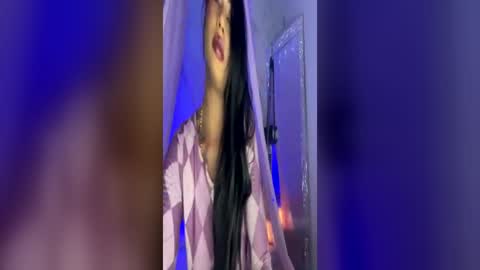 Snapshot of paulina_ruiz_ chatting on June 18, 2026, 7:29 pm online show from June 18, 2026, 7:29 pm