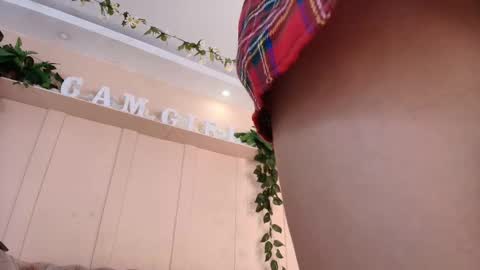 Snapshot of paulina_saruma chatting on November 18, 2025, 7:07 pm PAU online show from November 18, 2025, 7:07 pm