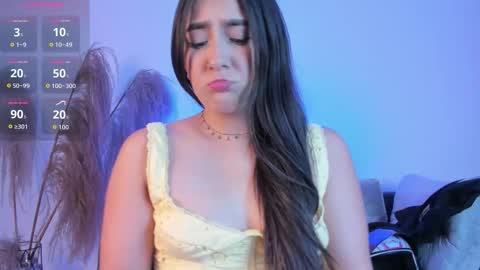 Paulina  online show from December 17, 2025, 1:28 pm