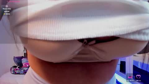 Snapshot of paulina_sweett chatting on February 25, 2026, 1:43 pm Paulina online show from February 25, 2026, 1:43 pm