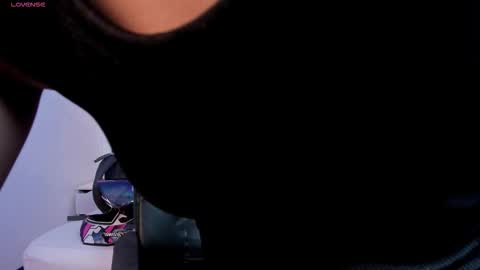 Snapshot of paulina_sweett chatting on February 27, 2026, 12:05 pm Paulina online show from February 27, 2026, 12:05 pm