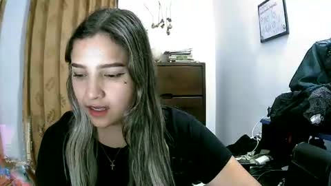 paulina_x_x online show from June 25, 2026, 7:24 am