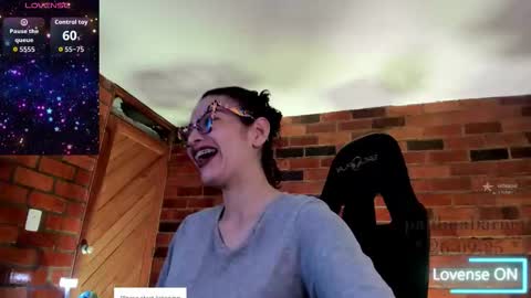 Paulina online show from September 27, 2025, 3:33 am