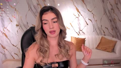 Paulina Santos  online show from March 8, 2025, 1:17 am